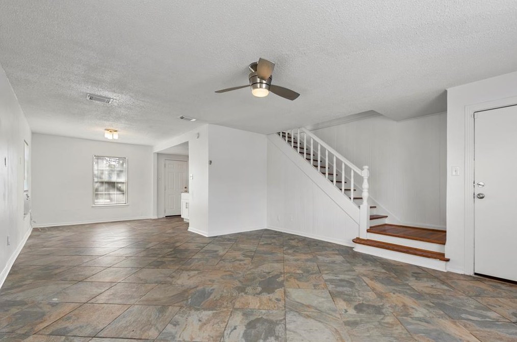 3346 Blodgett St, Houston TX  77004-6305 exterior