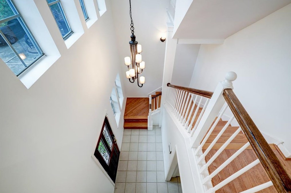 1205 Marconi St, Houston TX  77019-4209 exterior