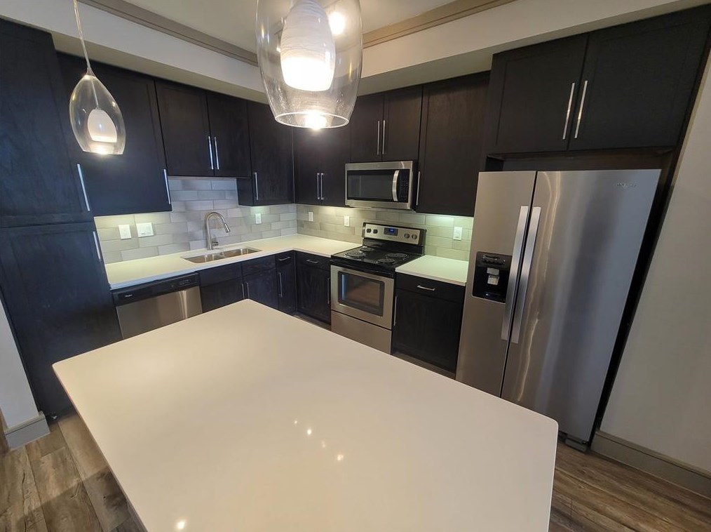 180 Gray St, Houston TX  77019-5509 exterior