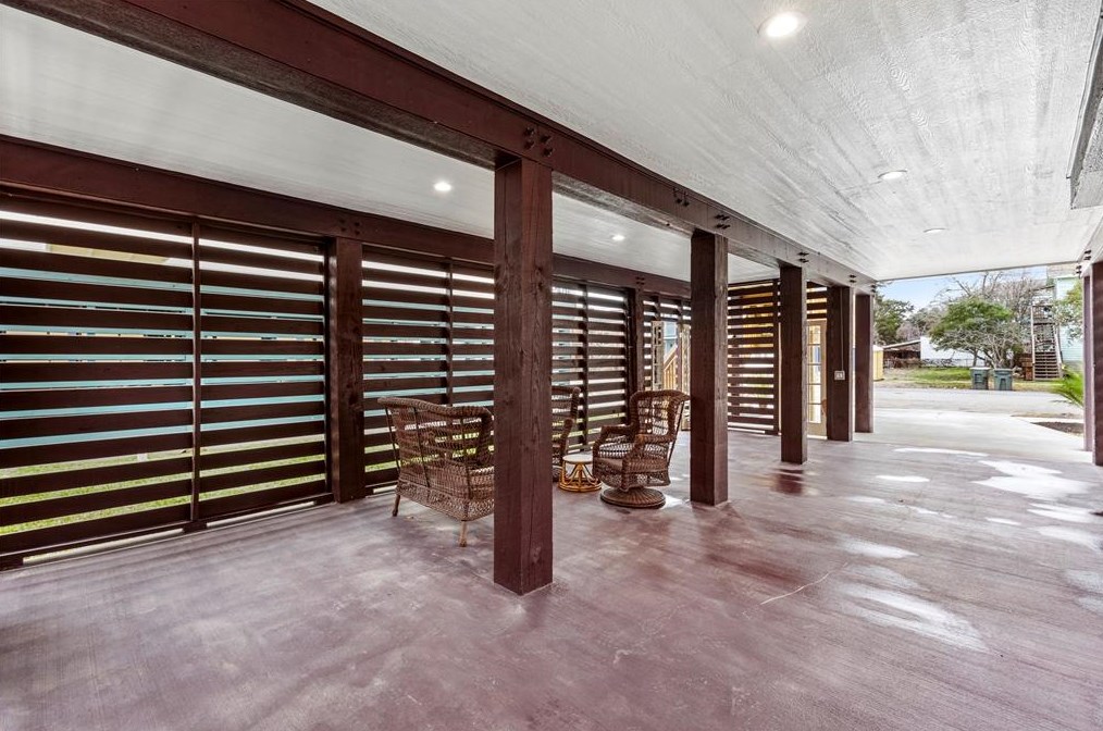 1224 32 St, Galveston TX 77550-6823 exterior