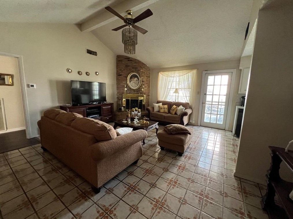 10902 Sharpview Dr, Houston TX  77072-3008 exterior