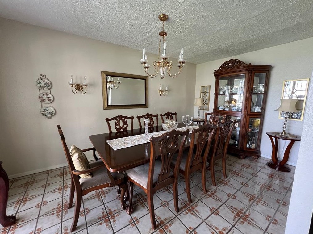 10902 Sharpview Dr, Houston TX  77074-6224 exterior