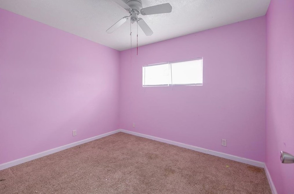 320 Tomlinson St, Grayburg TX  77659-3836 exterior