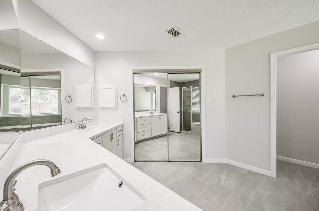 20014 Elmsbury Ct, Katy TX  77449-6634 exterior