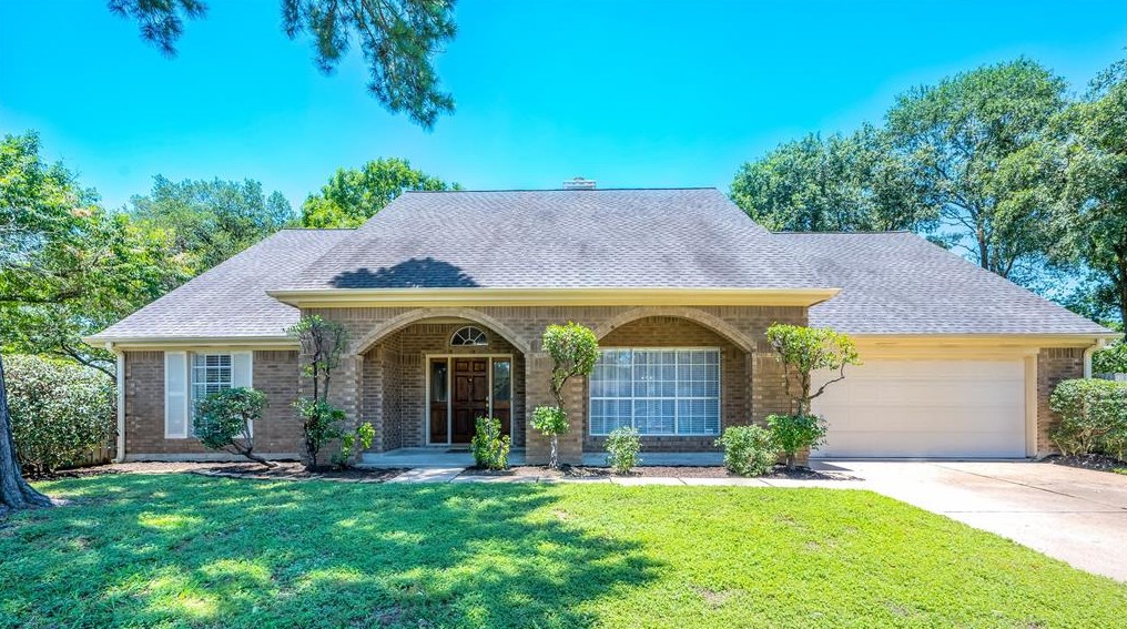 20014 Elmsbury Ct, Katy TX  77449-6634 exterior