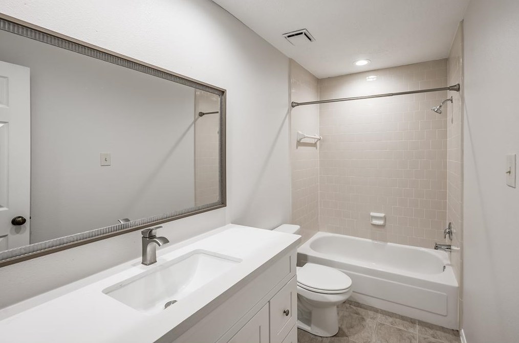 20014 Elmsbury Ct, Katy TX  77449-6634 exterior