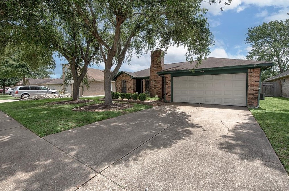 4511 Italy Ln, Pasadena TX  77505-4121 exterior