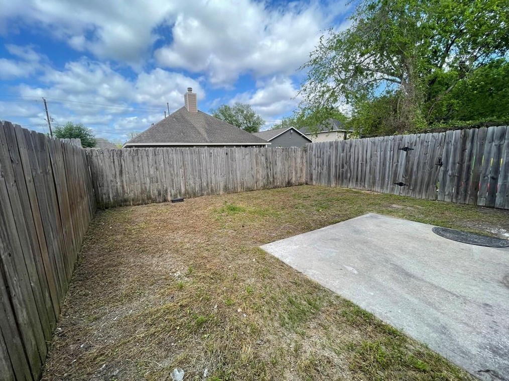 8110 Woodward St, Houston TX  77051-1318 exterior