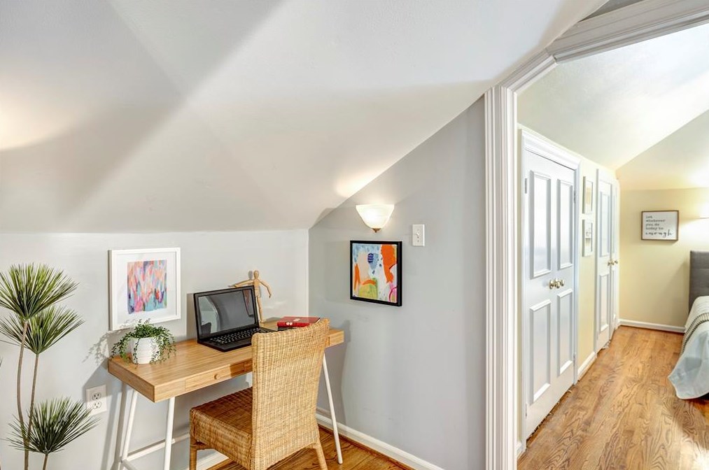 1530 Harvard St, Houston TX  77008-4217 exterior