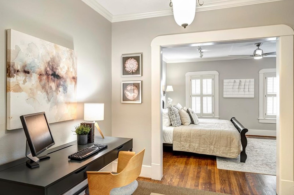 1530 Harvard St, Houston TX  77008-4217 exterior