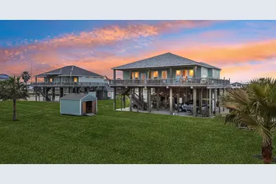 945 Gulfview Drive, Crystal Beach, TX 77650 - Photo 1