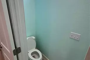 986 Seagull Ln, Crystal Beach, TX 77650 - Photo 33