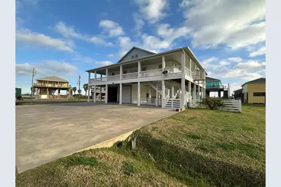 986 Seagull Lane, Crystal Beach, TX 77650 - Photo 1