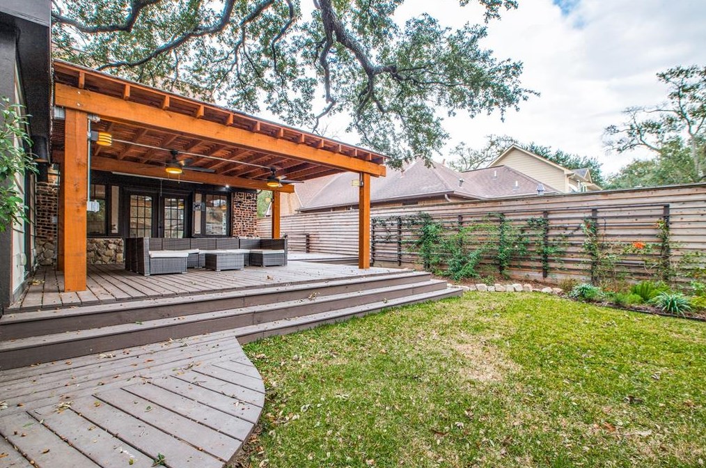 1849 Portsmouth, Houston TX  77098-4023 exterior