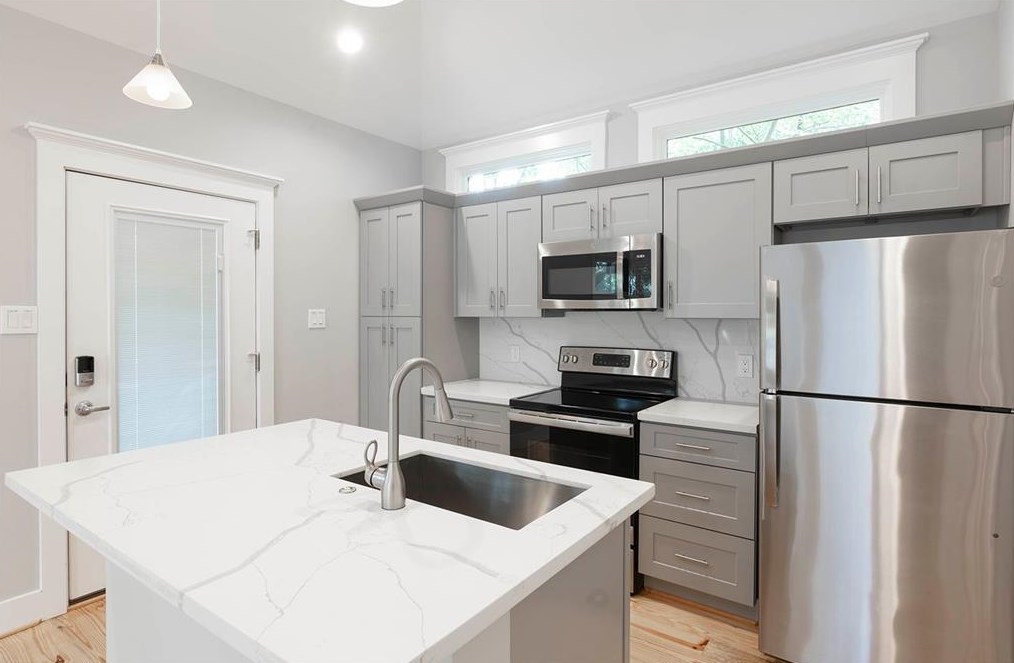 1849 Portsmouth, Houston TX  77098-4023 exterior