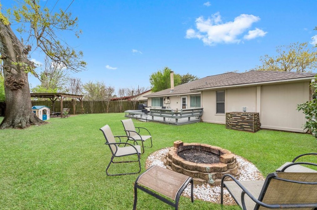 2606 Amaranth Dr, Houston TX  77084-4332 exterior