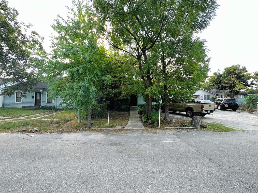 1505 Walton St, Houston TX  77009-2523 exterior