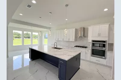 126 Lakeland Circle, Rosharon, TX 77583 - Photo 9