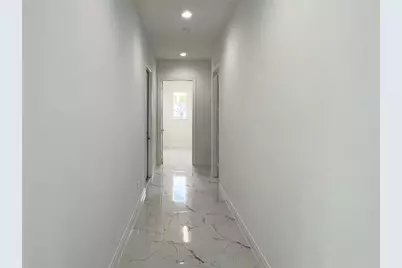 126 Lakeland Circle, Rosharon, TX 77583 - Photo 7