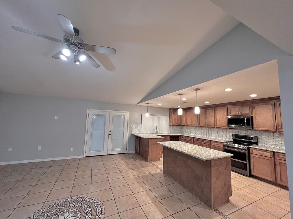5222 Dunnethead Dr, Houston TX  77084-1910 exterior