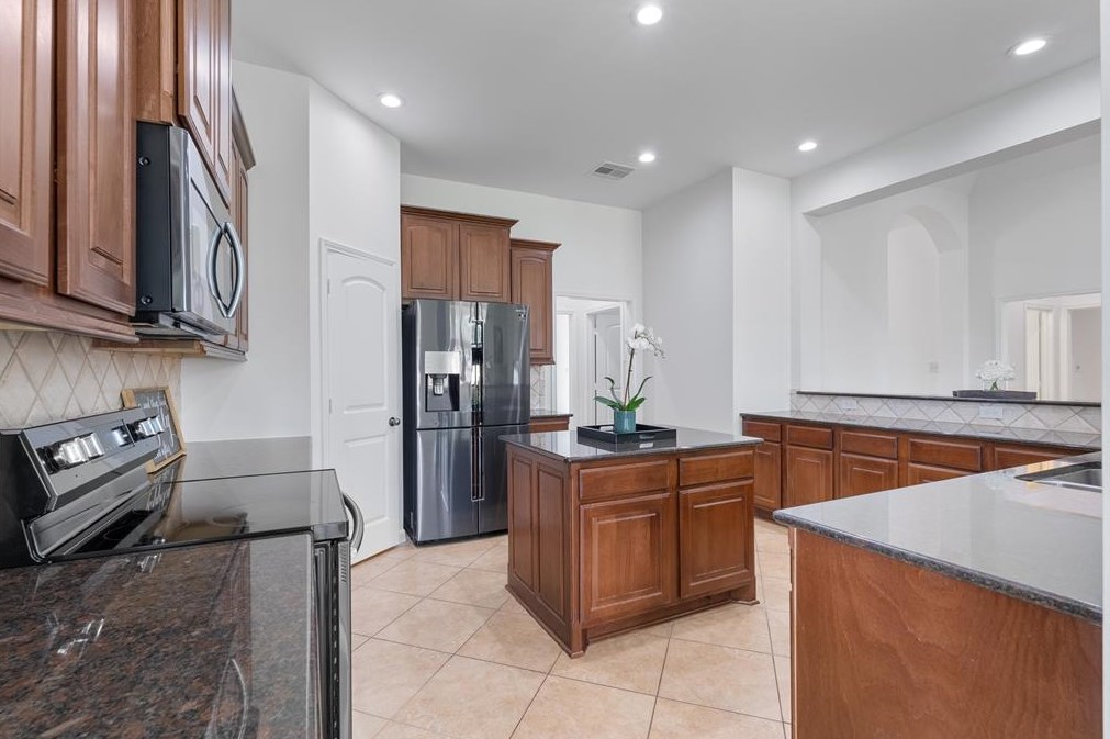 19706 Beecham Lk Ln, Richmond TX  exterior