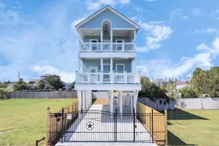 1008 20th St, Dickinson, TX 77539 - Photo 1