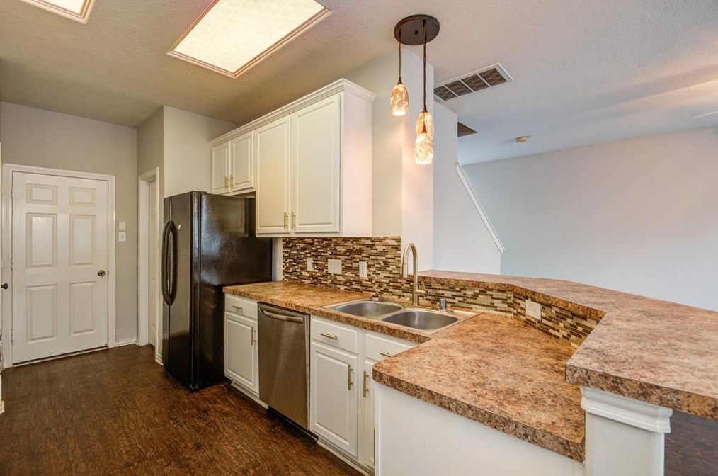 9031 Elm Drake Ln, Humble TX  77338-1296 exterior