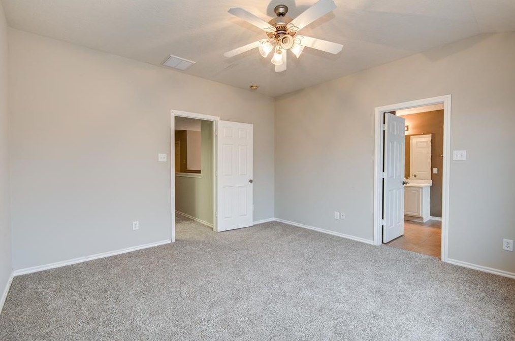 9031 Elm Drake Ln, Humble TX 77338-1170 exterior