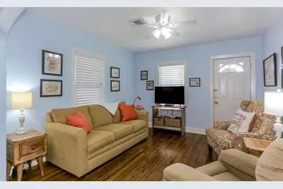 1523 22nd Street, Galveston, TX 77550 - Photo 9