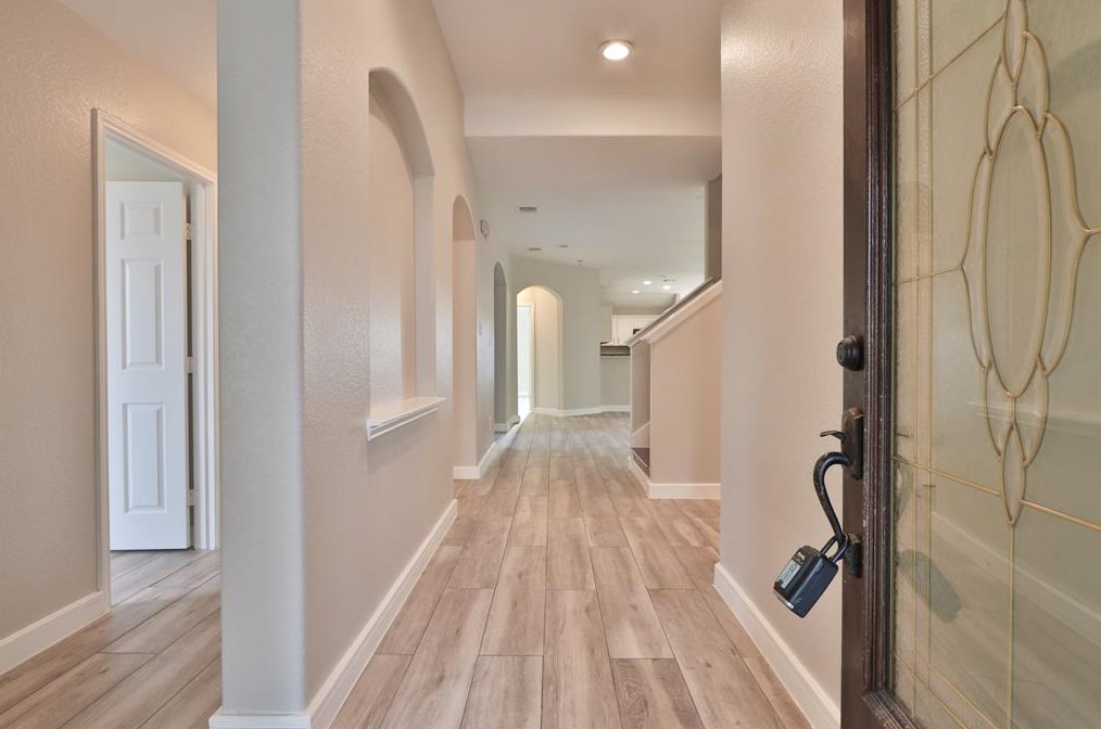 23215 Peerless Dr, Spring TX  77373-8641 exterior