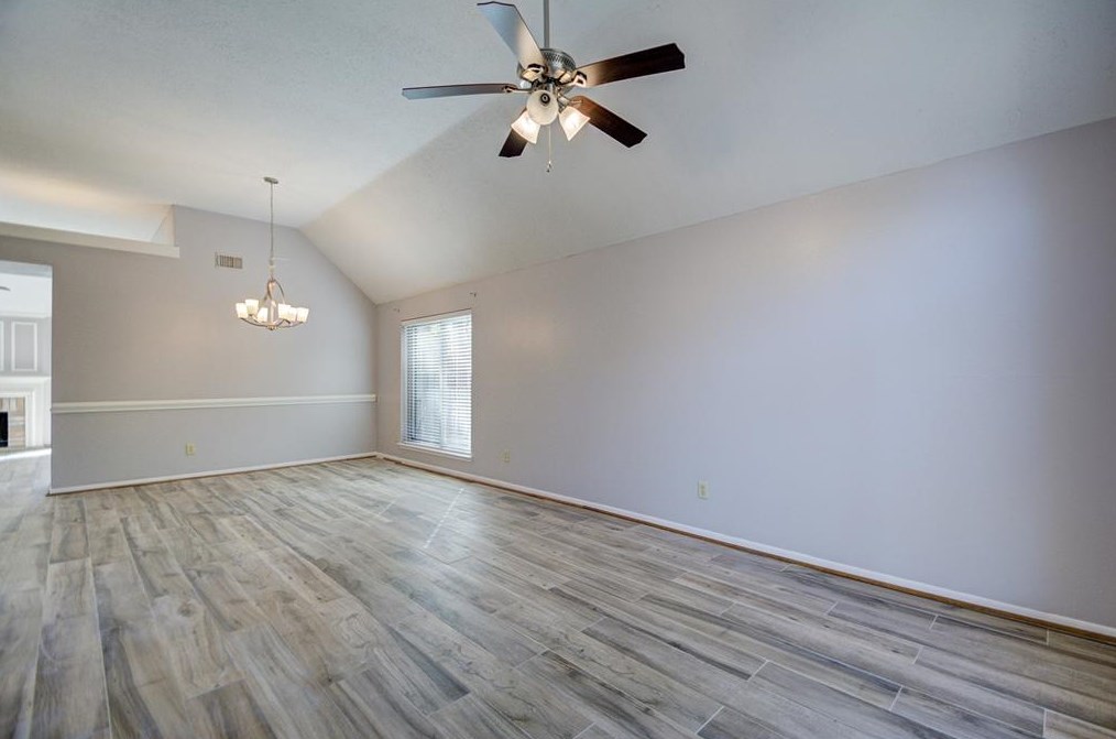 79 Village Knoll Cir, Spring TX  77381-4449 exterior
