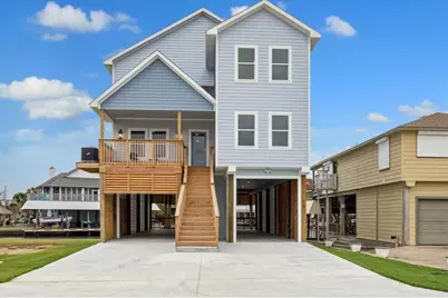 230 Bora Bora Drive, Tiki Island, TX 77554 - Photo 1
