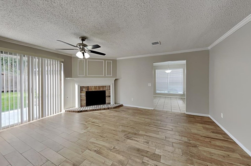 2710 Meadow Tree Ln, Spring TX  77388-5417 exterior