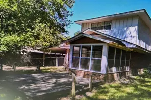 405 W Wheat St, Woodville, TX 75979 - Photo 13