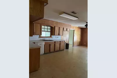 405 W Wheat Street, Woodville, TX 75979 - Photo 3