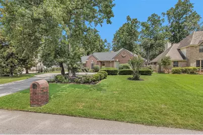 529 Stephen F Austin Drive, Conroe, TX 77302 - Photo 7