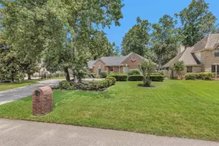 529 Stephen F Austin Dr, Conroe, TX 77302 - Photo 7