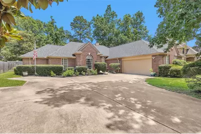 529 Stephen F Austin Drive, Conroe, TX 77302 - Photo 13