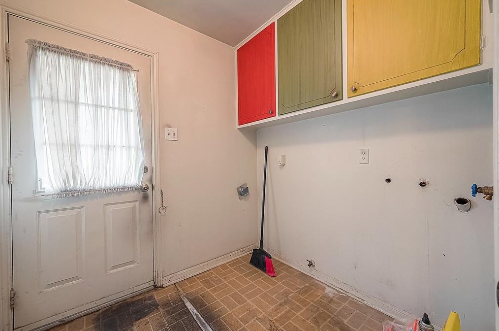 1051 Lehman St, Houston TX  77018-1427 exterior