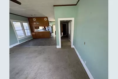 565 N Jefferson Street, Goliad, TX 77963 - Photo 5
