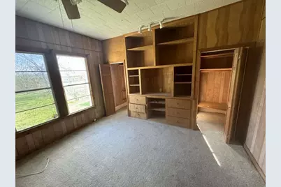 565 N Jefferson Street, Goliad, TX 77963 - Photo 9