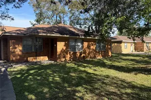 216 Schilling St, Baytown, TX 77520 - Photo 3