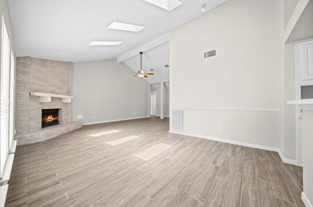39 Rain Forest Ct, Spring TX  77380-2889 exterior