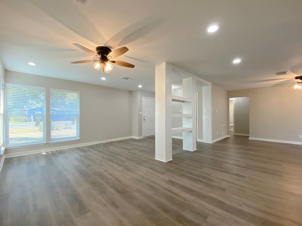 6502 Firnat, Houston TX  77016-5012 exterior