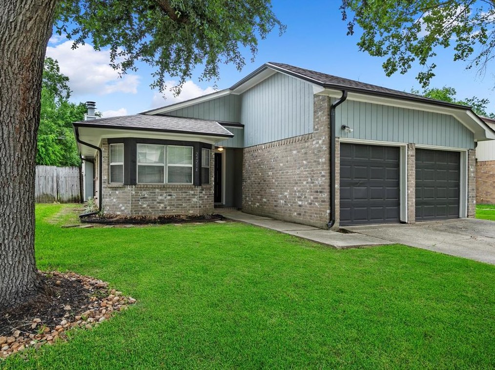 24214 Landing Way Dr, Spring TX  77373-6383 exterior