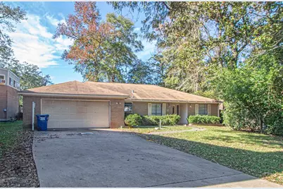 1300 W Church Street #12, Livingston, TX 77351 - Photo 1