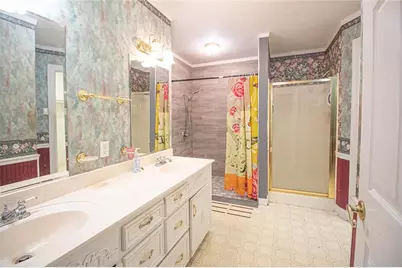 1300 W Church Street #12, Livingston, TX 77351 - Photo 9