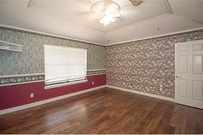 1300 W Church Street #12, Livingston, TX 77351 - Photo 15