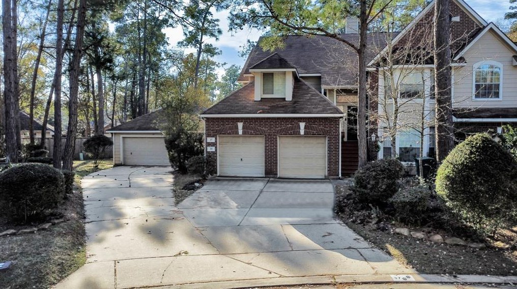 35 Avonlea Cir, Spring TX  77382-1068 exterior
