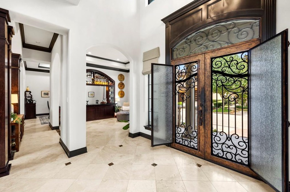1019 Vista Creek Dr, Sugar Land TX  77478-3370 exterior
